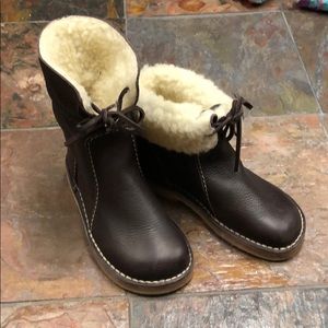 Duck Feet Brown leather boots, size 37